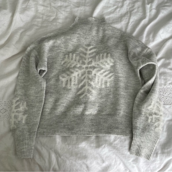 Jessica Simpson SMALL Snowflake Cropped Sweater Soft Mock Neck Gray eyelash - Picture 1 of 7
